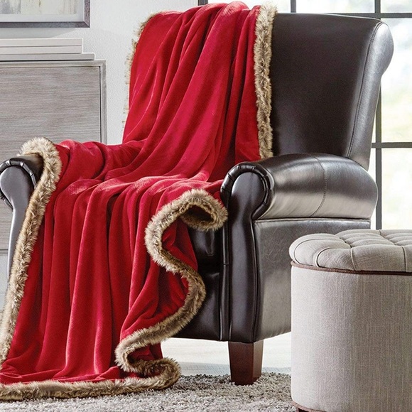 Bedding Luxurious Velvet Plush Throw With Faux Fur Trim Nwt Poshmark
